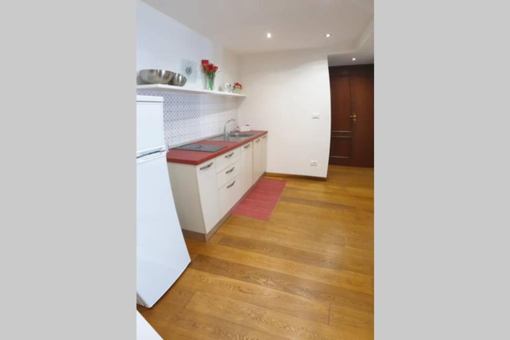 Dimora Maqueda Apartment Палермо Екстериор снимка