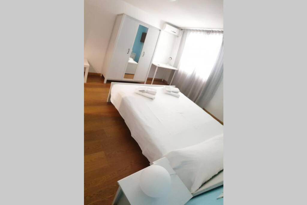 Dimora Maqueda Apartment Палермо Екстериор снимка